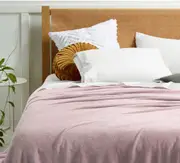 Super Soft Blanket Queen by Accessorize