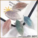 在飛比找遠傳friDay購物優惠-『坂井．亞希子』日本森林系手工刺繡漸變色彩樹葉造型髮夾