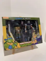 NECA Teenage Mutant Ninja Turtles Leonardo vs. Shredder Action Figures NEW