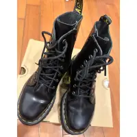 在飛比找蝦皮購物優惠-Dr.Martens JADON-8孔側拉鍊厚底亮皮馬丁靴