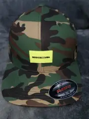 DC SHOES OUTFIELDER FLEXFIT ADULT MENS SMALL MEDIUM GREEN CAMO HAT NEW