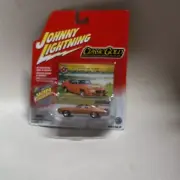 1971 Pontiac GTO 71 brown 1/64 Johnny lightning Classic gold
