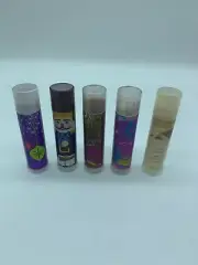 Lot of 5v AVON Chapstick. Sealed
