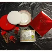 LOT of 4 RED DOOR ELIZABETH ARDEN PERFUME, MINI PERFUME and BODY POWDER 5501-4