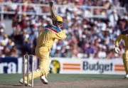 Tom Moody batting for Australia during their World Cup match - Cricket Photo 1
