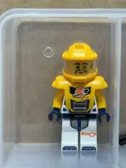 LEGO Minifigure - Astronaut - Male, White Spacesuit - No cty1745 - QTY 1