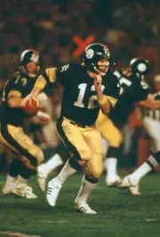 Terry Bradshaw of the Pittsburgh Steelers1980's NFL Photo 86