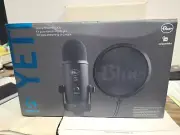 Logitech Blue Yeti Game Streaming Microphone Kit - New