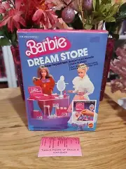 NOS! RARE 1982 BARBIE DREAM STORE MAKE UP DEPARTMENT SET!