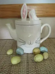 NEW Magenta White/Pink EASTER Bunny Rabbit TEAPOT Big Floppy Ears