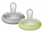 Tommee Tippee Closer To Nature Soother - Breast Like Day & Night 0-6M (baby4)