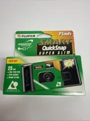 Vintage Fujifilm QuickSnap 400 35mm Single Use Film Camera 1999 Disposable 25 Ex