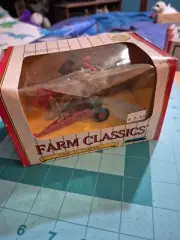 New In Box Ertl #2622 Farm Classics Case "G" Combine