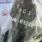 APC FCI 940-0127E APC USB to RJ45 Cable With Manual Back UPS XS 1000