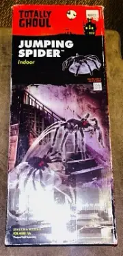 HALLOWEEN ANIMATED BLACK JUMPING SPIDER LED EYEs SCARY SOUNDS MOTION ACTIVATED