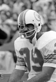 Running Back Larry Csonka Of The Miami Dolphins 1970 Nfl OLD PHOTO