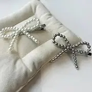 2Pcs Pearl Bead Bow Hair Clip, Elegant Pearl Bow Hair Clips Non-Slip Alligator Clip Hair Versatile Accessories for Girls and Women (White)