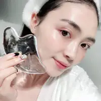 在飛比找Yahoo!奇摩拍賣優惠-美摯顏MISSZHANG水晶刮痧板V瘦臉神器refa替代提拉