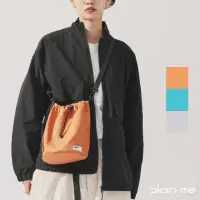 在飛比找momo購物網優惠-【plain-me】防潑水輕量旅行水桶包 PLN3026-2