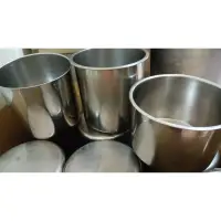 在飛比找蝦皮購物優惠-二手台灣製 營業用 不鏽鋼湯桶 深型油桶 醬料不鏽鋼鍋湯鍋 