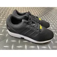 在飛比找蝦皮購物優惠-黑白 adidas ZX FLUX