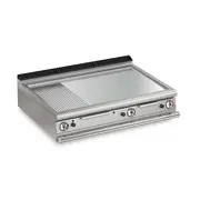 Baron 3 Burner Gas Fry Top 700Mm Depth With 2/3 Smooth 1/3 Ribbed Chrome Plate And Thermostat Control - Q70FTT/G1225-SI