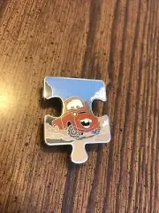 Pixar Character Connection Puzzle Tow Mater LE 900 Disney Pin 99604