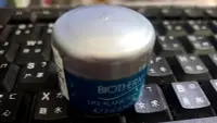 在飛比找Yahoo!奇摩拍賣優惠-碧兒泉 BIOTHERM  奇蹟活源淡細紋眼霜5ml/202