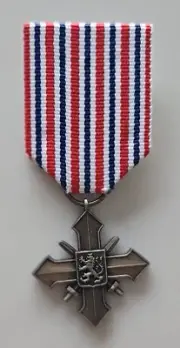 Vintage WWII Medal