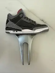 Air Jordan Sneaker 2-Sided Golf Divot Tool