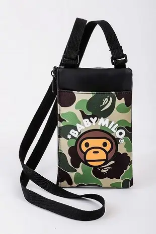 BAPE KIDS® by *a bathing ape® 15th anniversary BOOK MILO in ポシェット