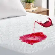 100% Waterproof Mattress Protector, King Size Viscose Made from Bamboo Mattre...