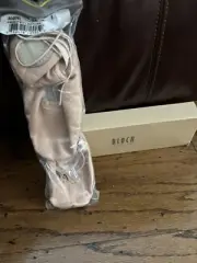 bloch ballet shoes Size 6