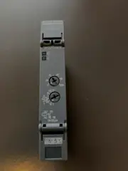 SIEMENS SIRIUS 3RP2525-1AW30 12 - 240V ac/dc, DPDT, 0.05 s -100h