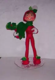NWT Annalee 12" HOLLY BERRY ELF -RED Poseable