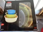 OXO Good Grips 3 Pc Nesting Mixing Bowl Set Blue Green Yellow in Box Unused