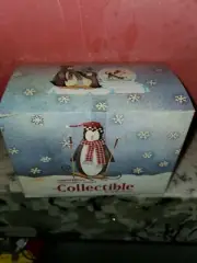 Limited Edition Mummfords Journey Collectible By Debbie Mumm Penguin Snowglobe