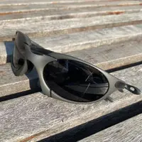 在飛比找ETMall東森購物網優惠-羅密歐偏光金屬框架騎行眼鏡戶外釣魚登山墨鏡