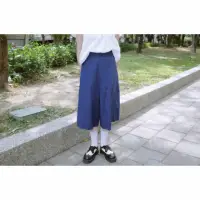 在飛比找momo購物網優惠-【UUIN】UUIN OUTLET _ 俐落藍藍七分褲(女裝