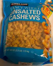 FANCY WHOLE UNSALTED KIRKLAND CASHEWS NET WT 40 OZ (2.5 LB) 1. 13 KG