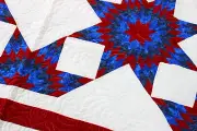 Star Patchwork Patriotic Colors FINISHED QUILT - Queen size - Feather quilting