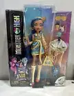 Monster High Cleo De Nile Doll with Pet Dog Blue Streaked Hair Collector Doll G3