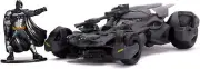 Jada Toys Batman 132 Justice League Batmobile with Figure