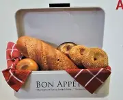 Large Metal Bread Box for Kitchen, Bread Bin/Bread Storage/Bread Holder, Cream