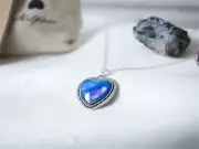 Vintage Heart Colour Changing Necklace with 925 Silver Chain