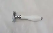 Parker Safety Razor 111W & 5 Double Edge Blades