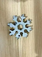 Snowflake Multi-Tool - New