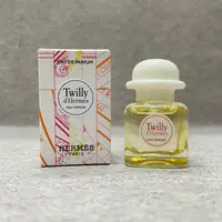 在飛比找蝦皮購物優惠-HERMES愛馬仕 Twilly Eau Ginger 絲巾