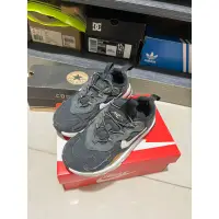 在飛比找蝦皮購物優惠-Nike  air max 270童鞋16公分二手