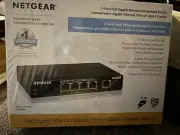 Netgear 5-Port Multi-Gigabit 55.5W Ethernet Unmanaged Switch New In Box &Plastic